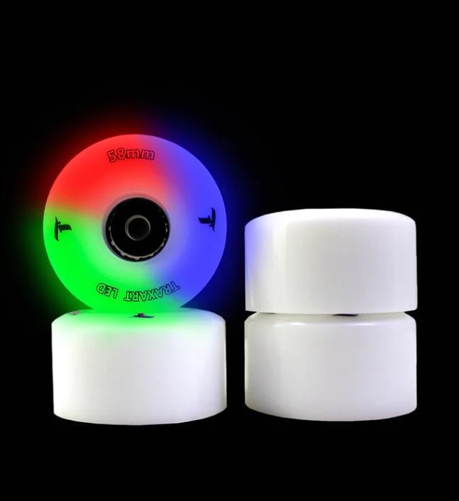 JUEGO DE 4 RUEDAS QUAD TRAXART LED 58MM X 32MM/83A FURTACOR.