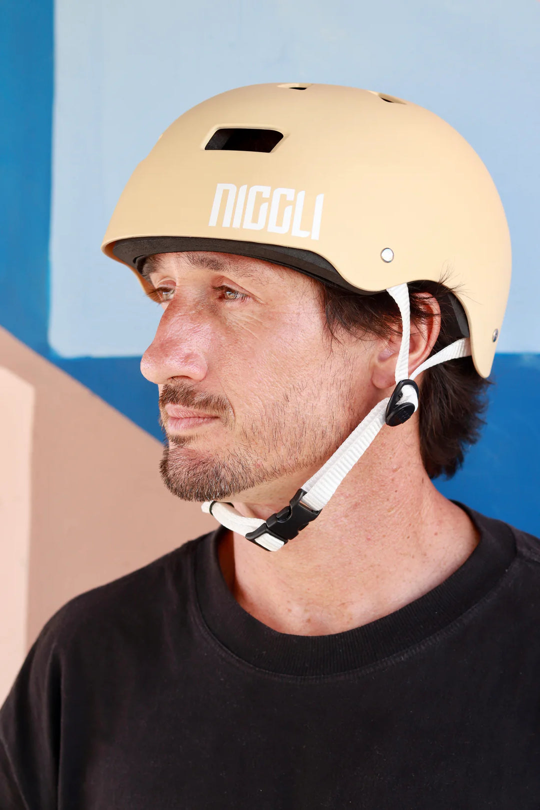 Capacete Niggli Pró Felipe Zambardino Bege