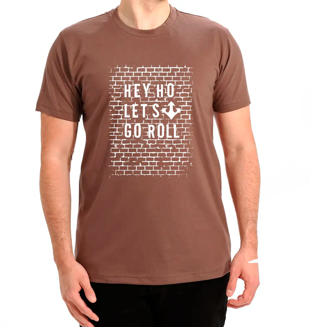 Camiseta Go Roller Hey Ho Lets Go Roll Marrom