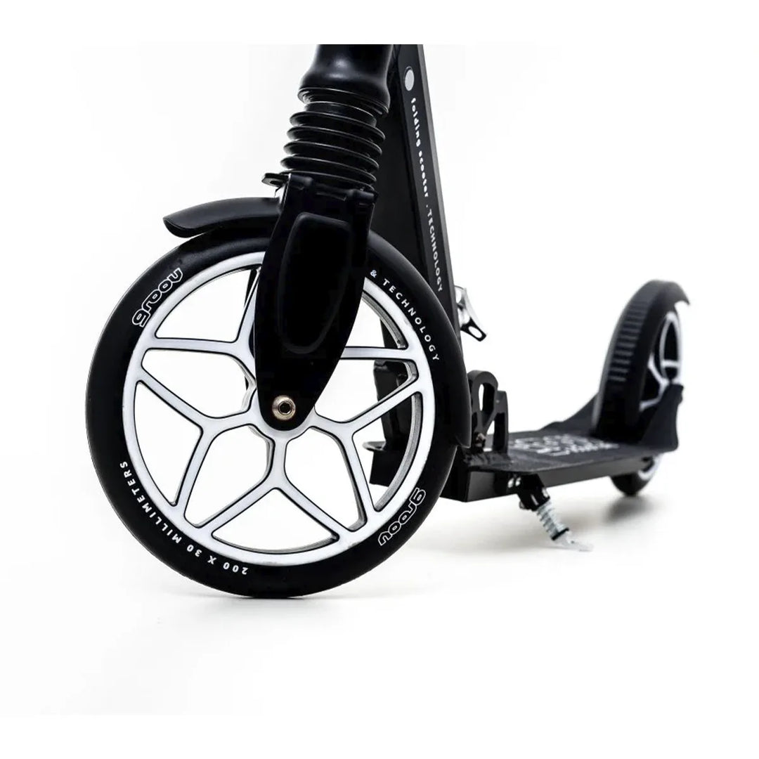 Groov Scooter for Touring and Urban 200mm Abec-9 Black and White