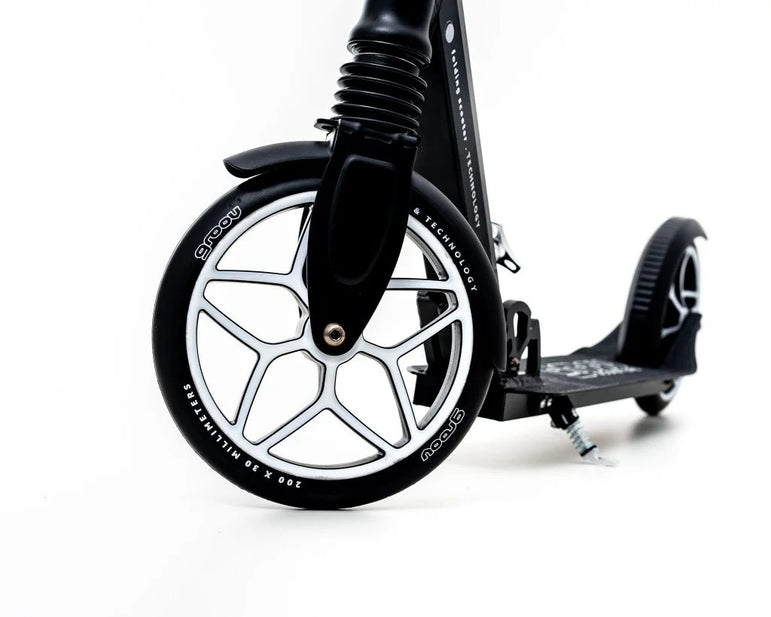 Groov Scooter for Touring and Urban 200mm Abec-9 Black and White